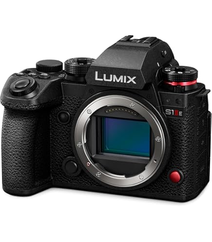 Panasonic - LUMIX S5 標準ズームレンズキット　フルサイズミラーレス一眼 Amazon.co.jp: パナソニック(Panasonic) フルサイズミラーレス